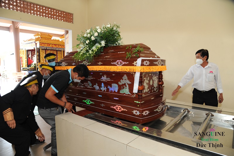 mẫu quan tài hỏa thiêu tại tphcm